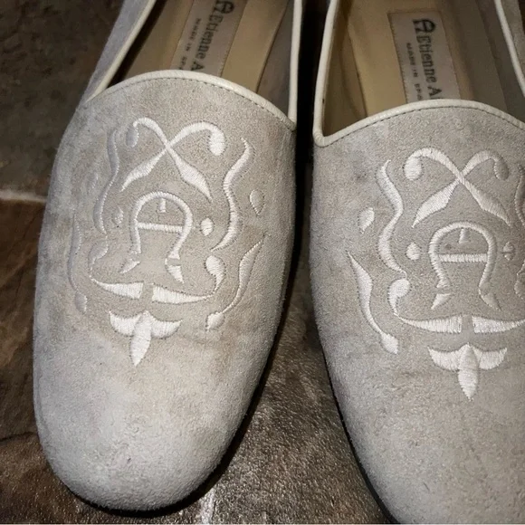 Etienne Aigner Scroll Cream Suede Leather Embroidered Loafers Flats - Picture 2 of 8